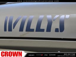 Jeep Gladiator Willys 4x4 2026 — side view