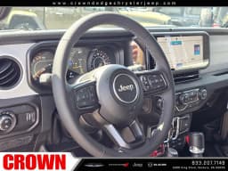 Jeep Gladiator Willys 4x4 2026 — side view