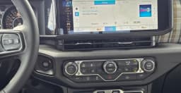 Jeep Gladiator 85th Anniversary Edition 4x4 2026 — side view