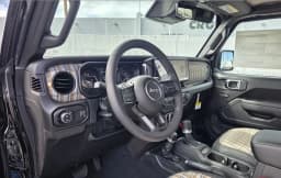 Jeep Gladiator 85th Anniversary Edition 4x4 2026 — side view