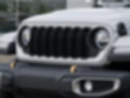 Jeep Gladiator 85th Anniversary Edition 4x4 2026 — side view