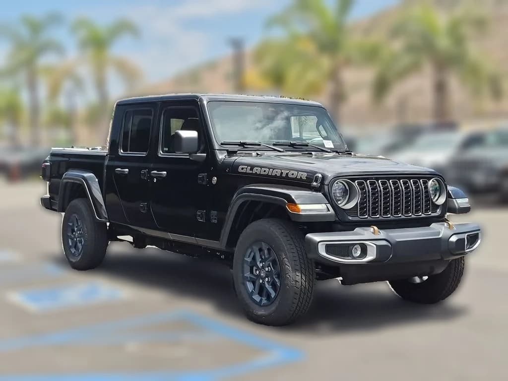 Jeep Gladiator 85th Anniversary Edition 4x4 2026 — side view