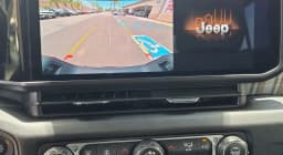 Jeep Gladiator 85th Anniversary Edition 4x4 2026 — side view