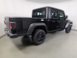 Jeep Gladiator Sport 4x4 2026 — side view