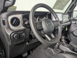 Jeep Gladiator Sport 4x4 2026 — side view