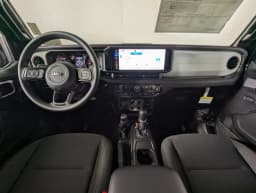 Jeep Gladiator Sport 4x4 2026 — side view