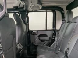 Jeep Gladiator Sport 4x4 2026 — side view