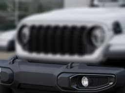 Jeep Gladiator Sport S 4x4 2026 — side view