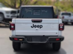 Jeep Gladiator 85th Anniversary Edition 4x4 2026 — side view
