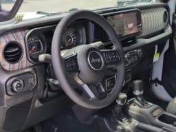 Jeep Gladiator 85th Anniversary Edition 4x4 2026 — side view