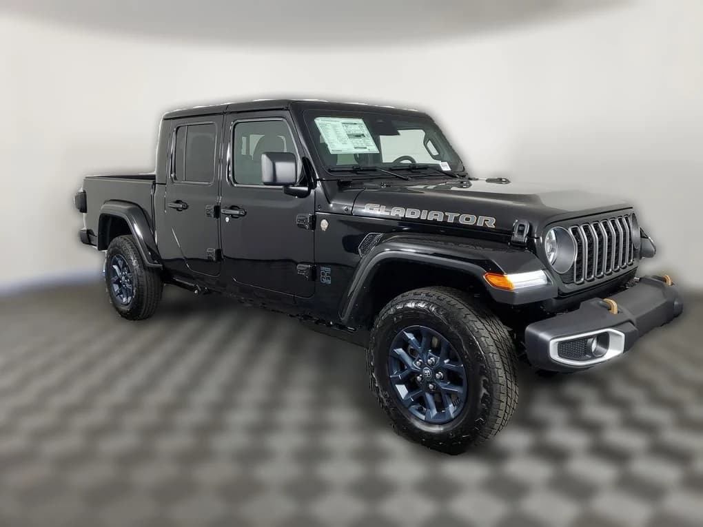 Jeep Gladiator 85th Anniversary Edition 4x4 2026 — side view