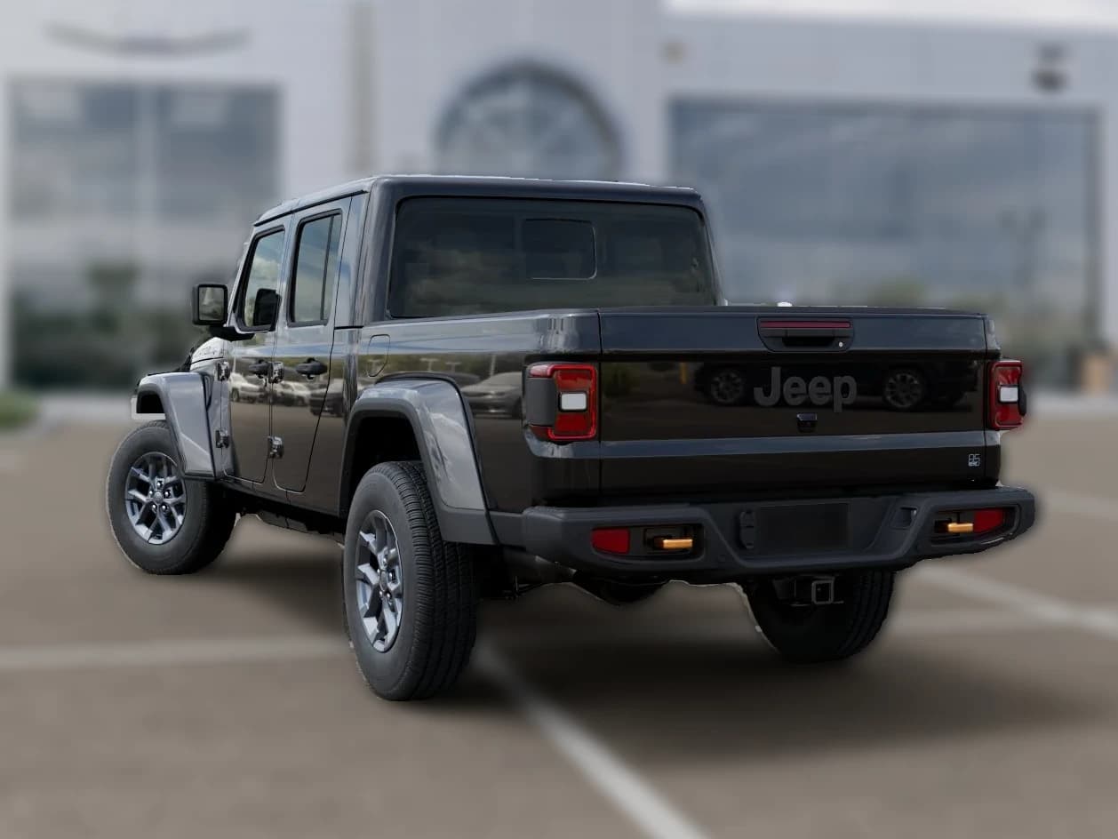 Jeep Gladiator 85th Anniversary Edition 4x4 2026 — side view