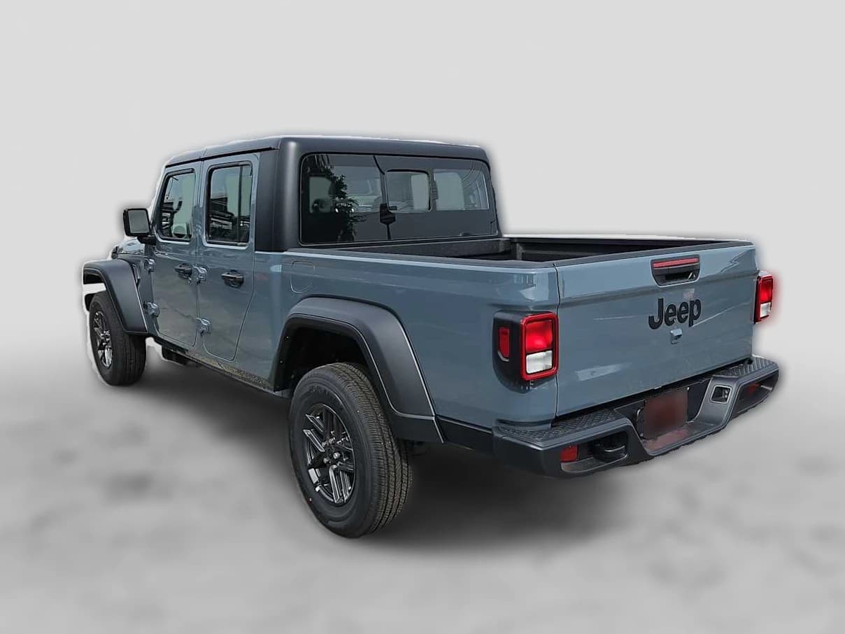 Jeep Gladiator Sport 4x4 2026 — side view