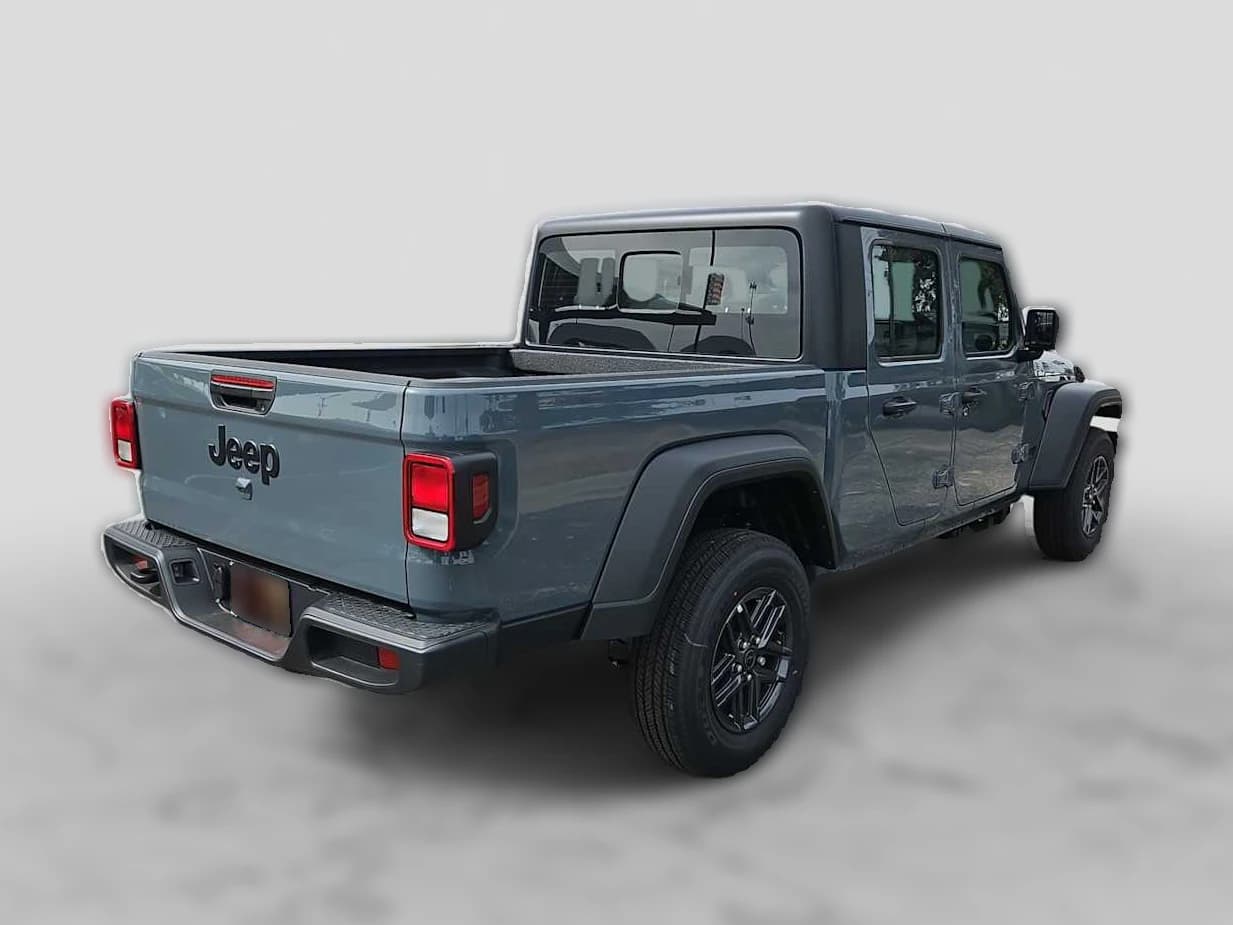 Jeep Gladiator Sport 4x4 2026 — side view