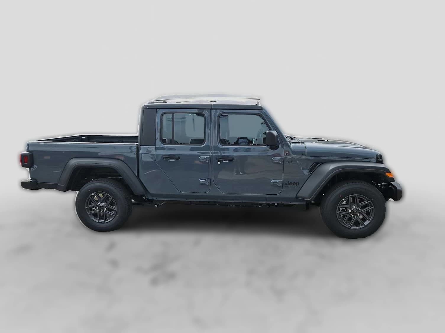 Jeep Gladiator Sport 4x4 2026 — side view