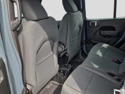 Jeep Gladiator Sport 4x4 2026 — side view