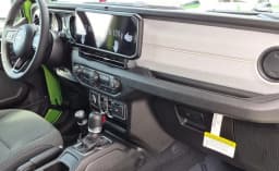 Jeep Gladiator Sport S 4x4 2026 — side view