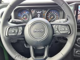 Jeep Gladiator Sport S 4x4 2026 — side view