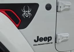 Jeep Gladiator Sport S 4x4 2026 — side view
