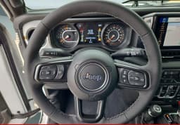 Jeep Gladiator Sport S 4x4 2026 — side view