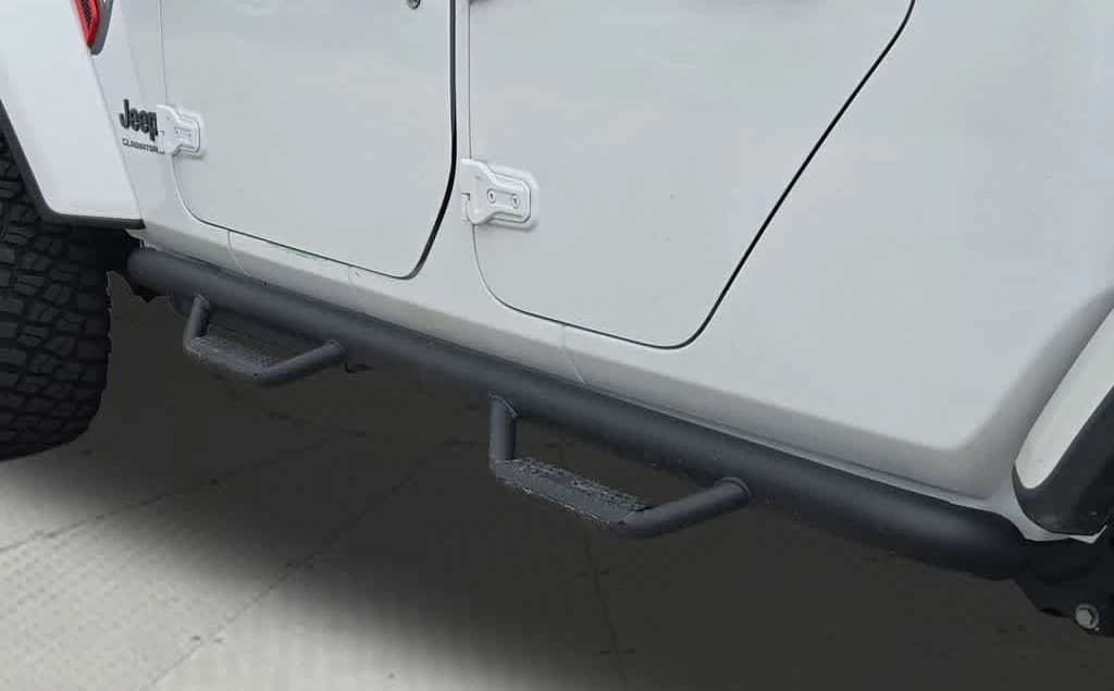 Jeep Gladiator Sport S 4x4 2026 — side view