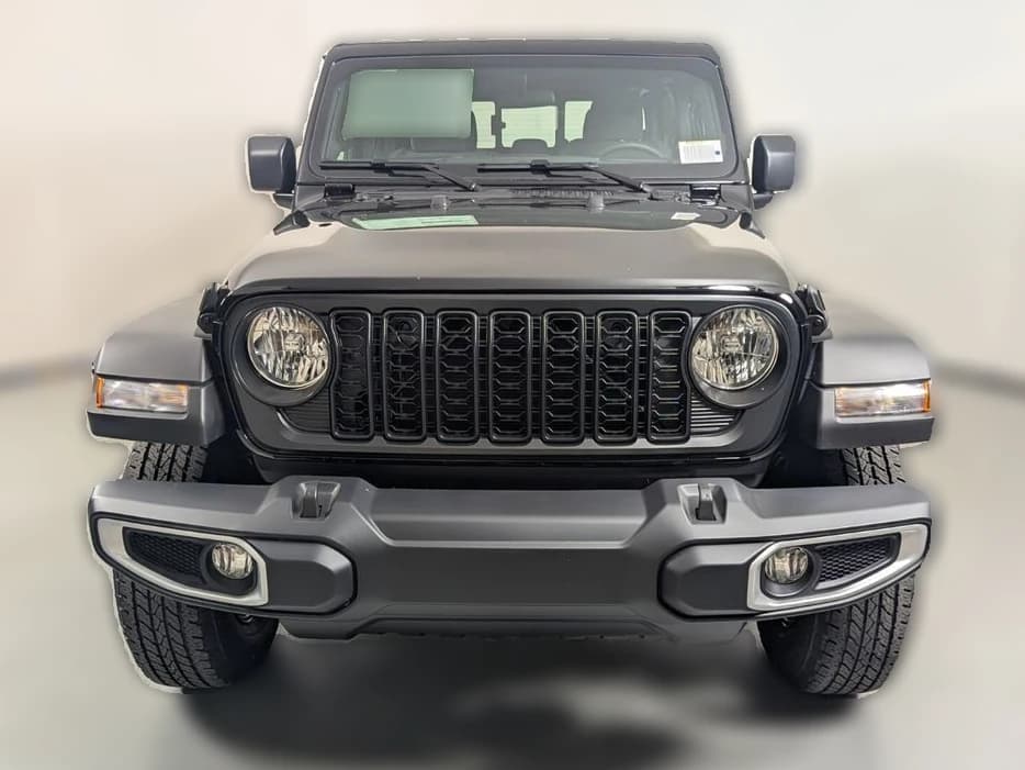 Jeep Gladiator Sport 4x4 2026 — side view