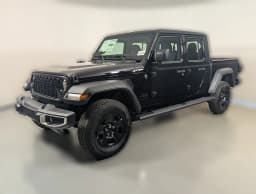 Jeep Gladiator Sport 4x4 2026 — side view