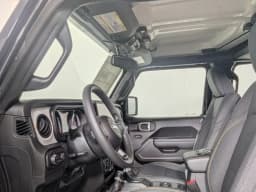 Jeep Gladiator Sport 4x4 2026 — side view