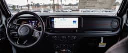 Jeep Gladiator Rubicon 4x4 2026 — side view