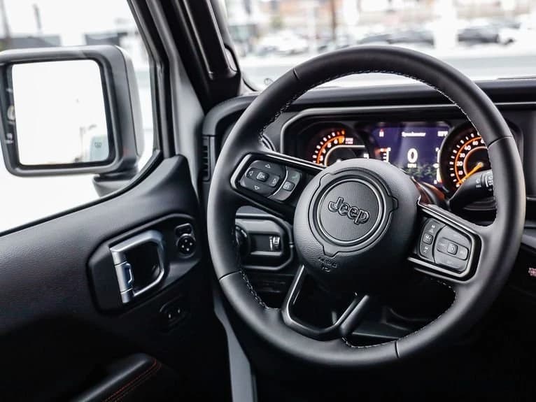 Jeep Gladiator Rubicon 4x4 2026 — side view