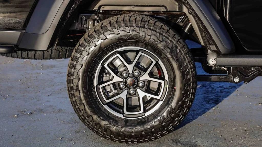 Jeep Gladiator Rubicon 4x4 2026 — side view