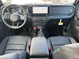 Jeep Gladiator Rubicon X 4x4 2026 — side view