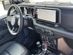 Jeep Gladiator Rubicon X 4x4 2026 — side view