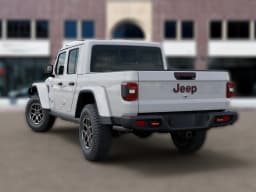 Jeep Gladiator Rubicon X 4x4 2026 — side view