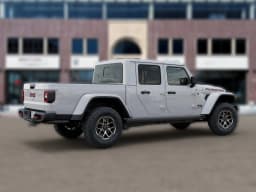 Jeep Gladiator Rubicon X 4x4 2026 — side view