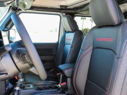 Jeep Gladiator Rubicon 4x4 2026 — side view