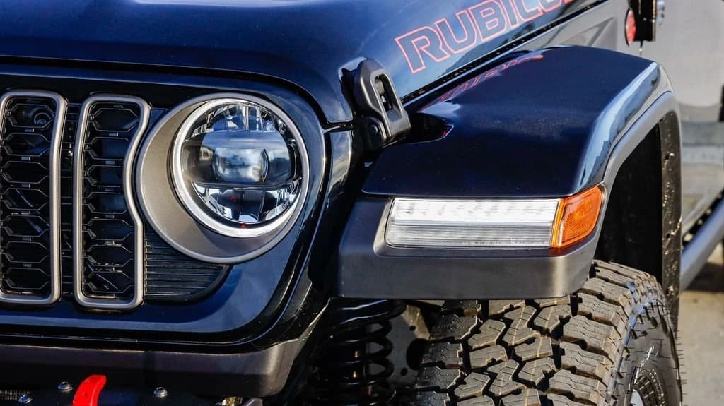 Jeep Gladiator Rubicon 4x4 2026 — side view