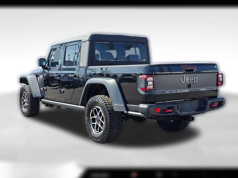 Jeep Gladiator Shadow Ops 4x4 2026 — side view