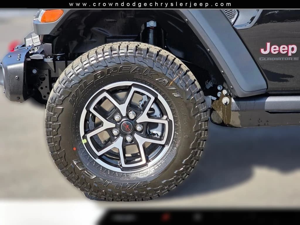 Jeep Gladiator Shadow Ops 4x4 2026 — side view