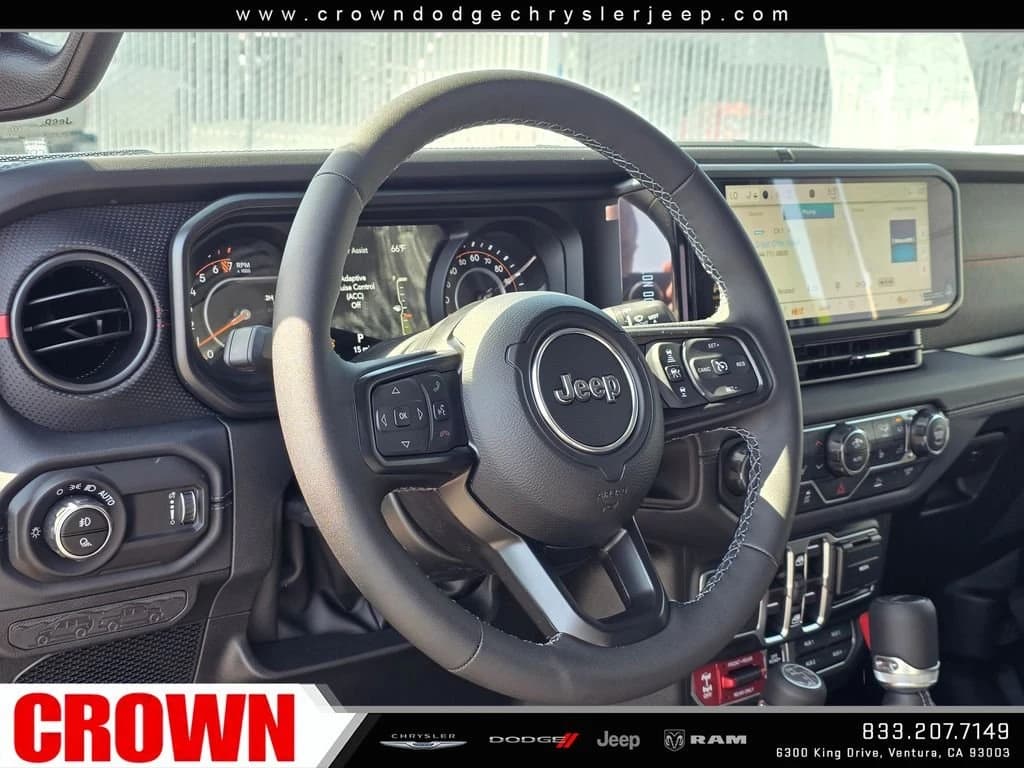 Jeep Gladiator Shadow Ops 4x4 2026 — side view