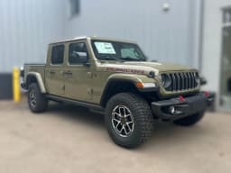 Jeep Gladiator Rubicon X 4x4 2026 — side view