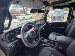 Jeep Gladiator Rubicon X 4x4 2026 — side view