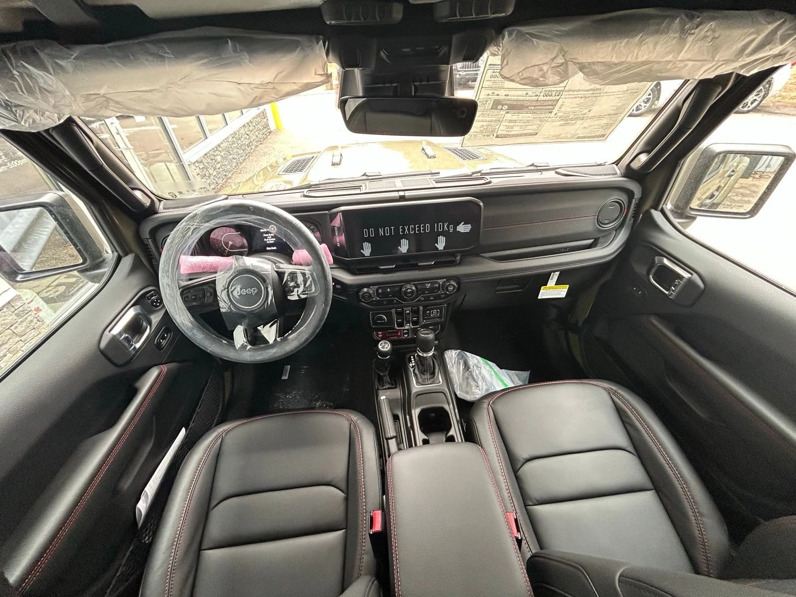 Jeep Gladiator Rubicon X 4x4 2026 — side view