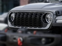 Jeep Gladiator Shadow Ops 4x4 2026 — side view