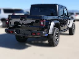 Jeep Gladiator Rubicon 4x4 2026 — side view