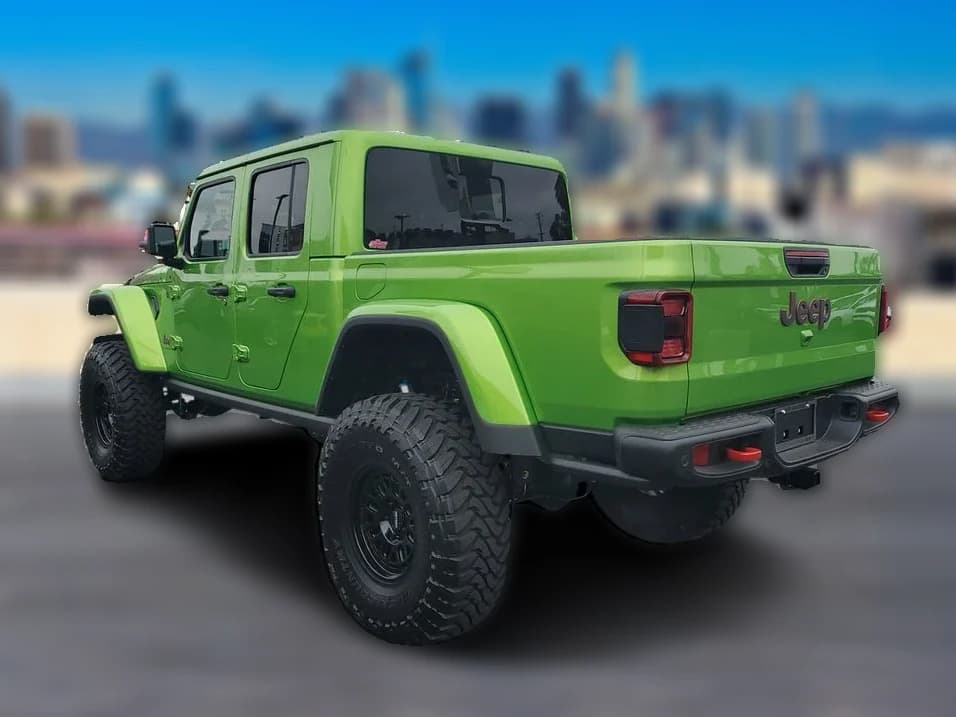 Jeep Gladiator Rubicon X 4x4 2026 — side view