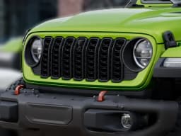 Jeep Gladiator Rubicon X 4x4 2026 — side view
