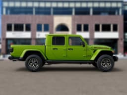 Jeep Gladiator Rubicon X 4x4 2026 — side view