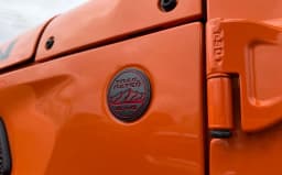 Jeep Gladiator Rubicon 4x4 2025 — side view