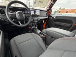 Jeep Gladiator Rubicon 4x4 2025 — side view